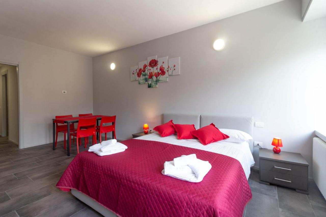 Appartamento Papavero - Affitti Brevi Italia Lecco Exterior foto